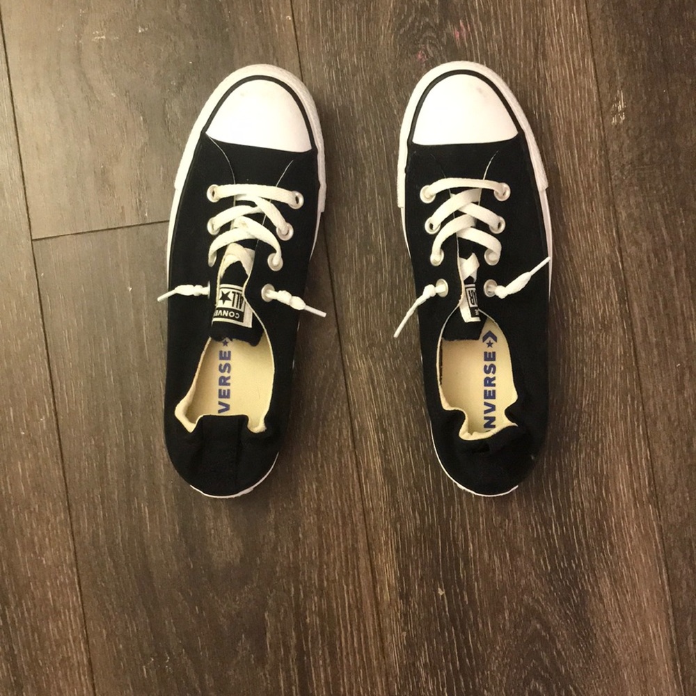 Black converse!